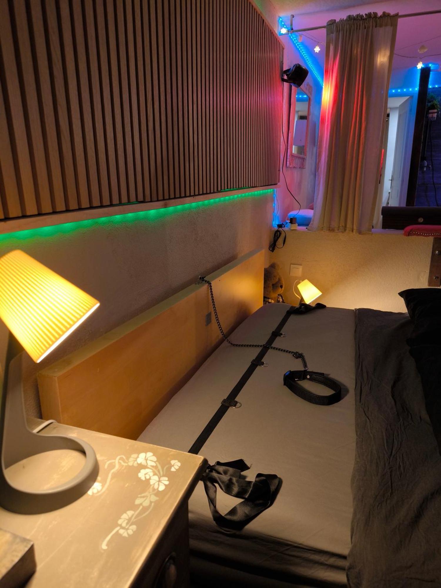 Love-Room Discret 40 M2 Bormes Les Mimosas Village Avec Terrasse Eksteriør billede
