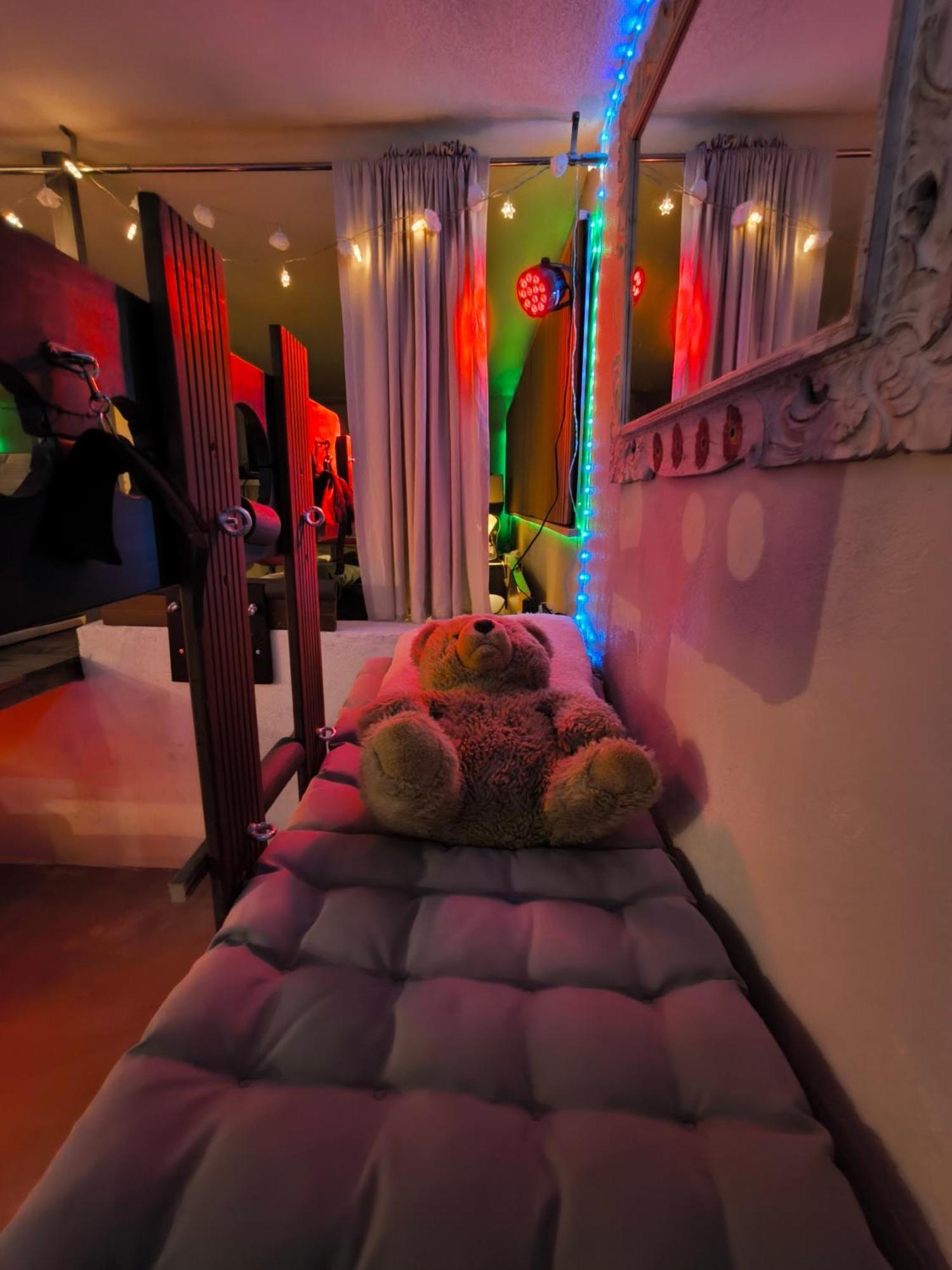 Love-Room Discret 40 M2 Bormes Les Mimosas Village Avec Terrasse Eksteriør billede