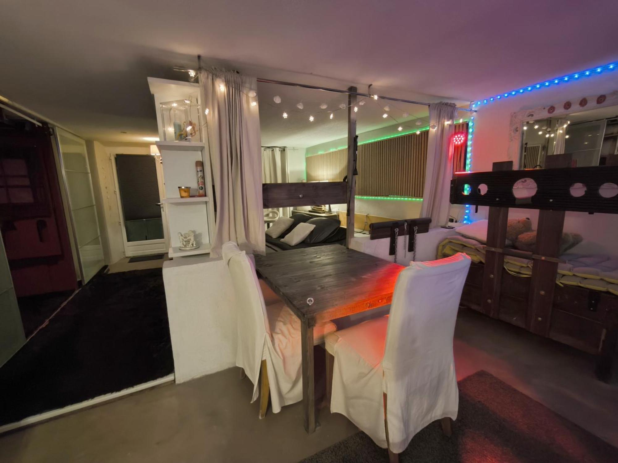 Love-Room Discret 40 M2 Bormes Les Mimosas Village Avec Terrasse Eksteriør billede