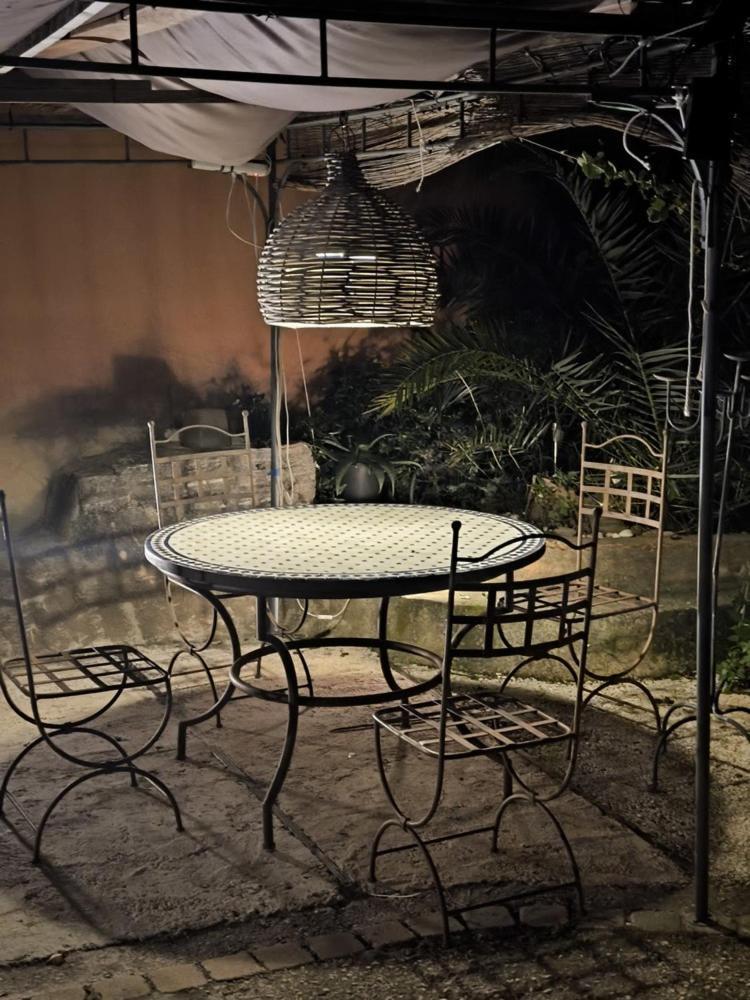 Love-Room Discret 40 M2 Bormes Les Mimosas Village Avec Terrasse Eksteriør billede